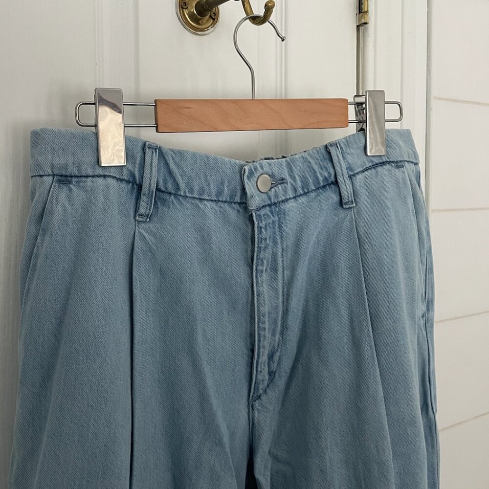 Uniqlo Women's Straight Leg Jeans in Light Blue